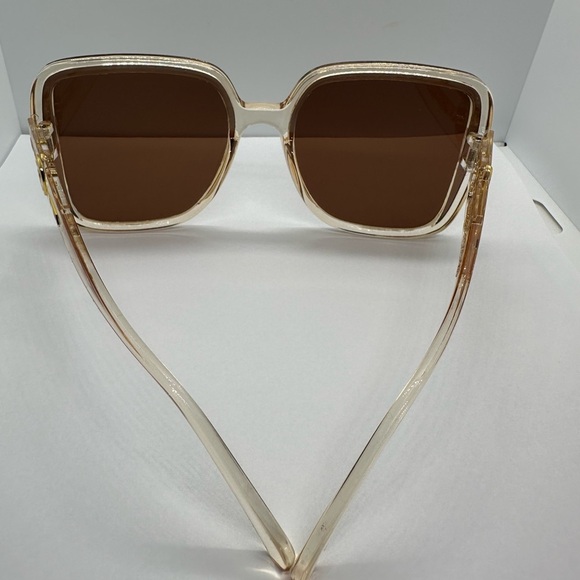 Chic & Trendy Oversized Square Frame Sunglasses - New Fashion Statement! main image 5